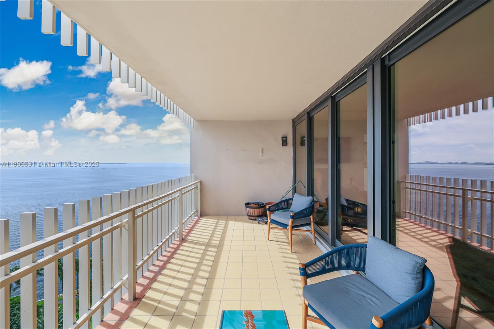 2 Grove Isle Dr # B1603