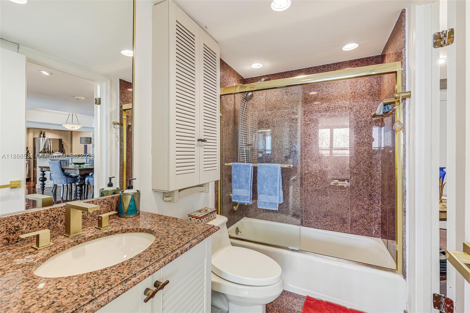 2 Grove Isle Dr # B1603