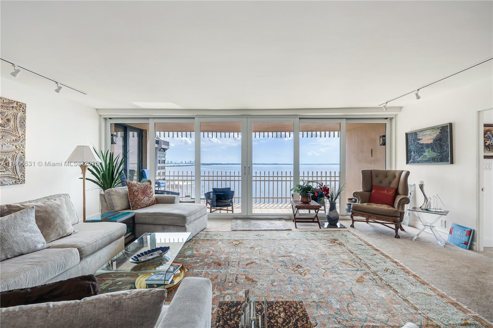 2 Grove Isle Dr # B1603