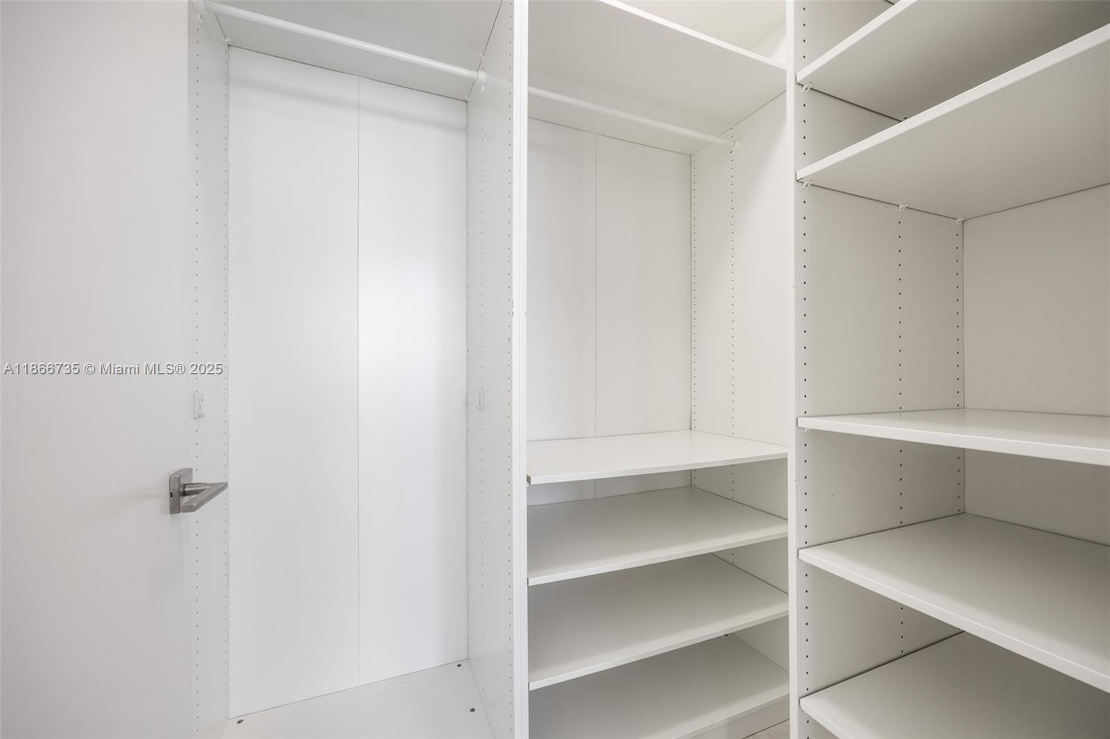 2831 S Bayshore Dr # 1701