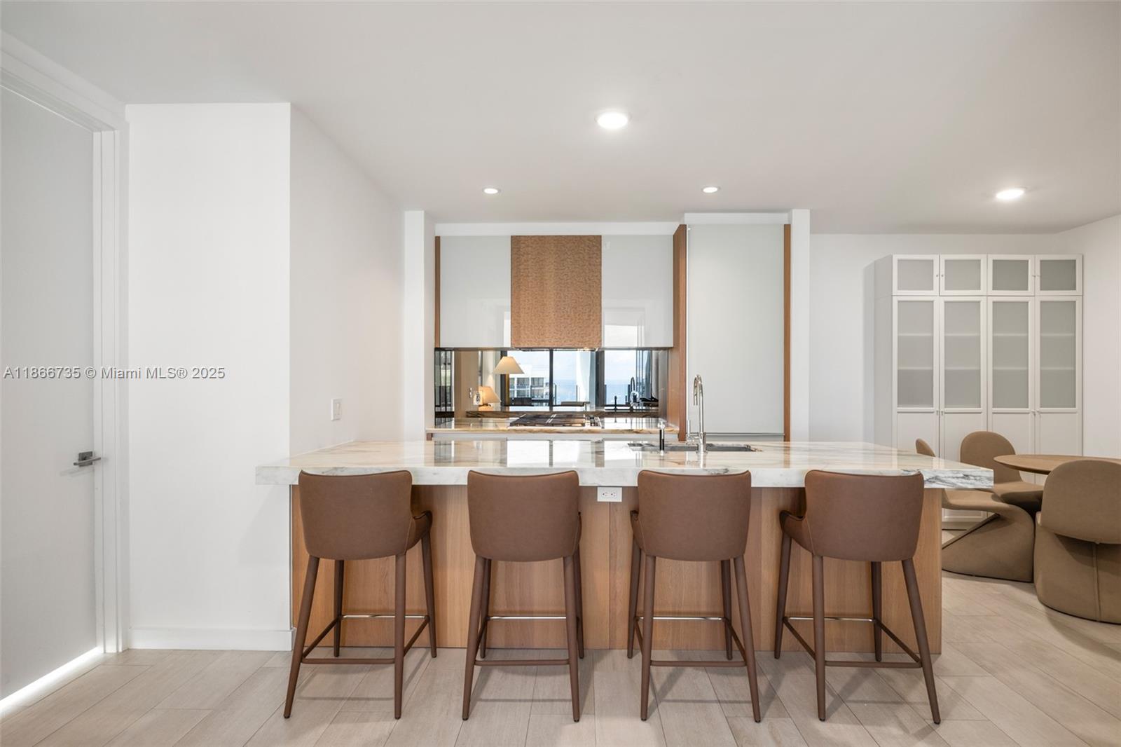 2831 S Bayshore Dr # 1701