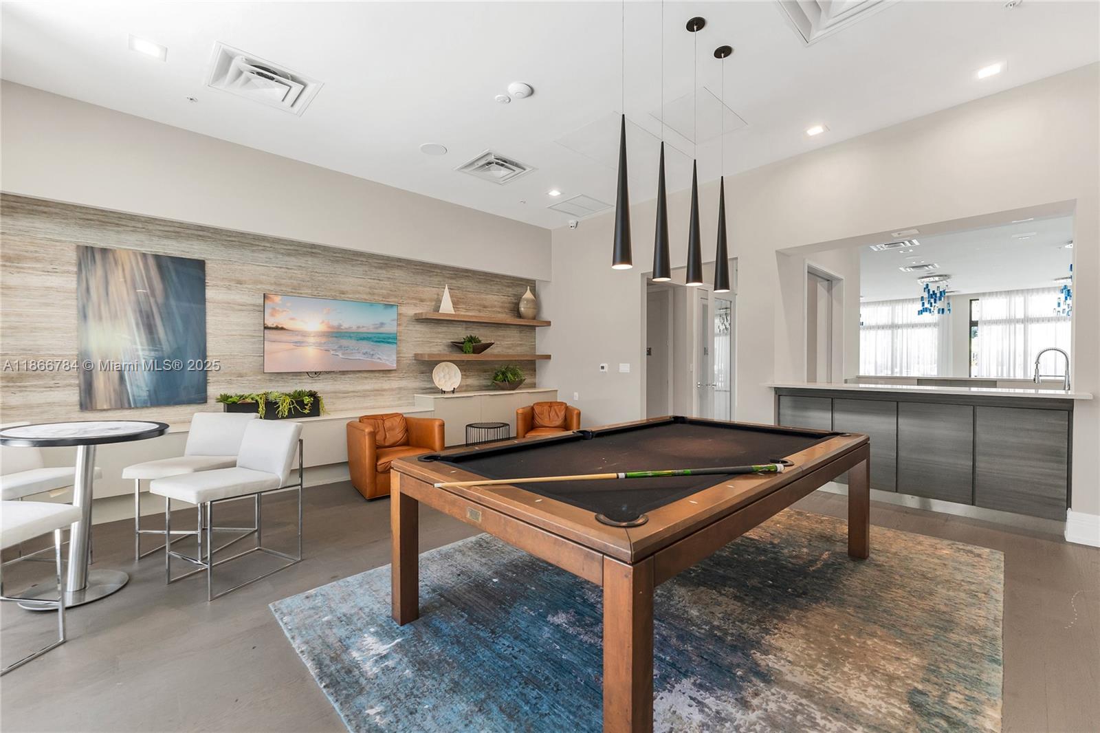 8279 NW 43rd St # 8279