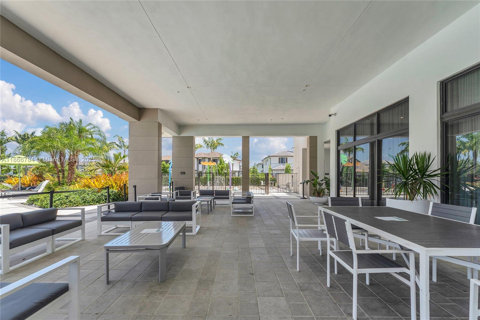 8279 NW 43rd St # 8279