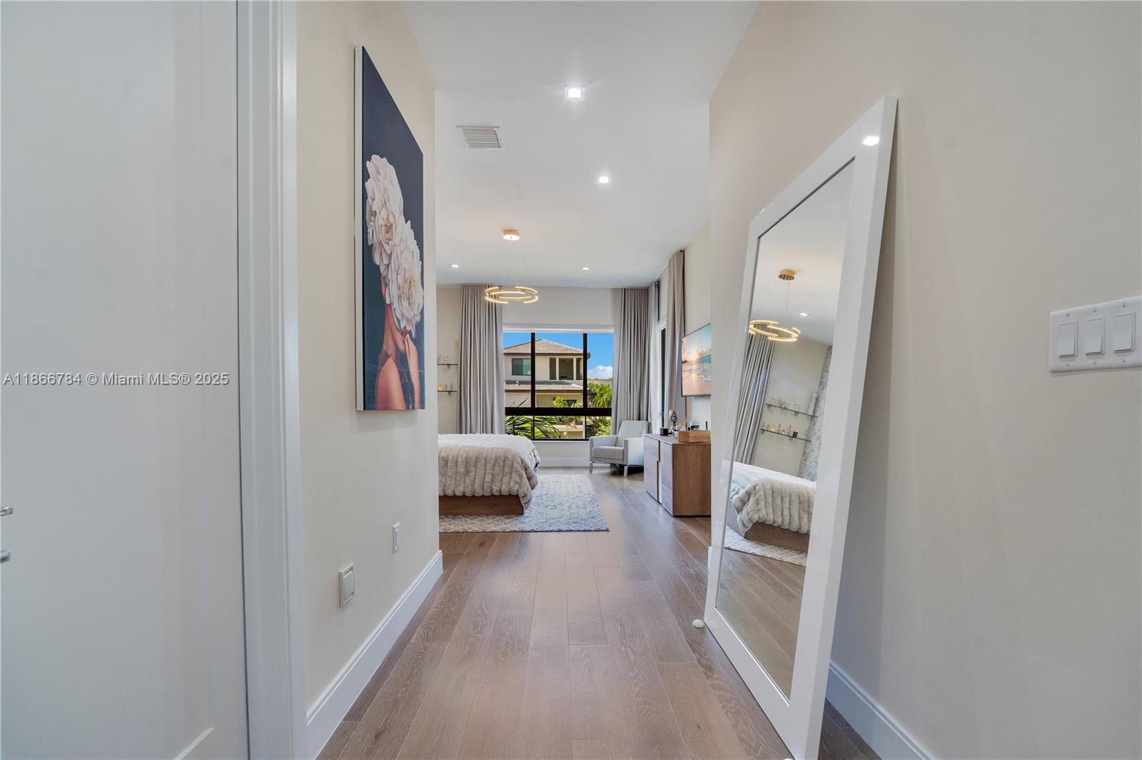 8279 NW 43rd St # 8279