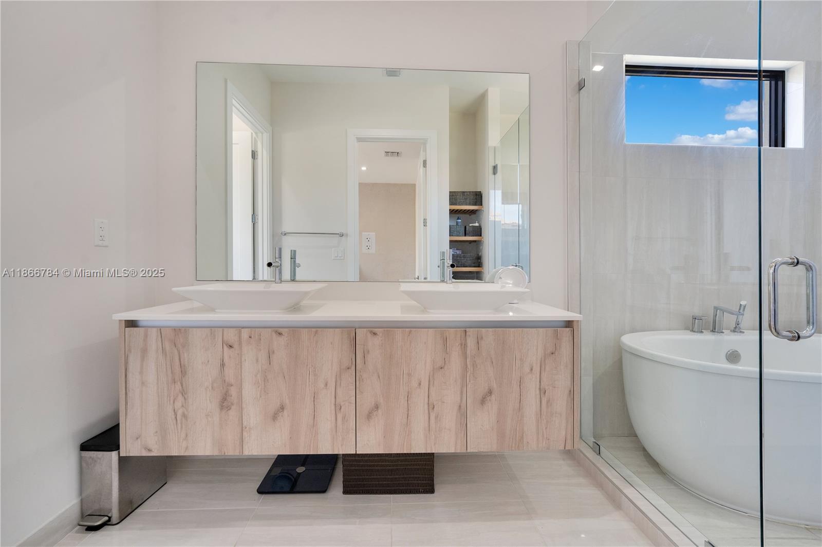 8279 NW 43rd St # 8279