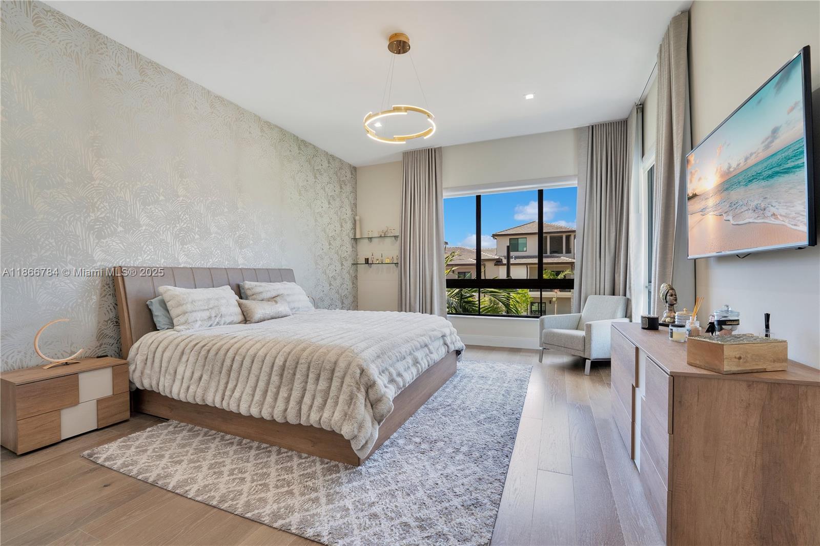 8279 NW 43rd St # 8279