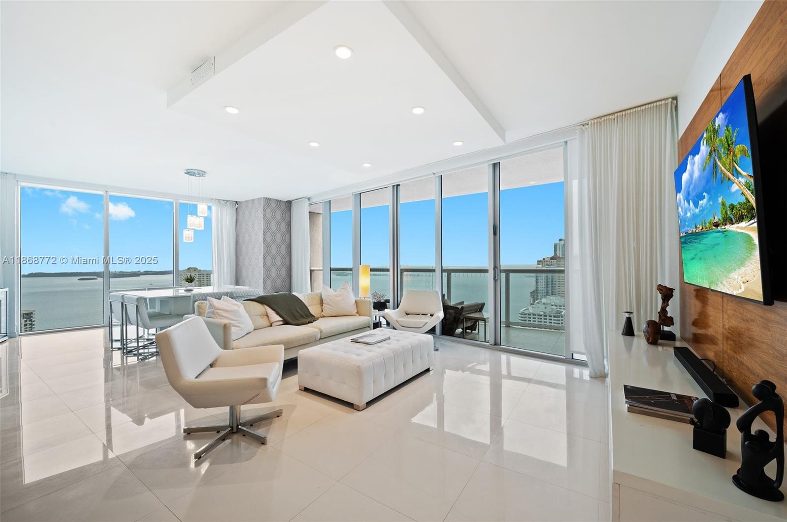 495 Brickell Ave # 3301