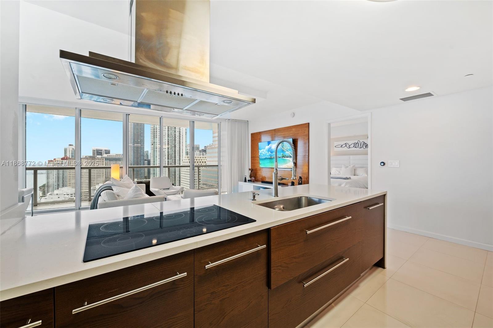 495 Brickell Ave # 3301