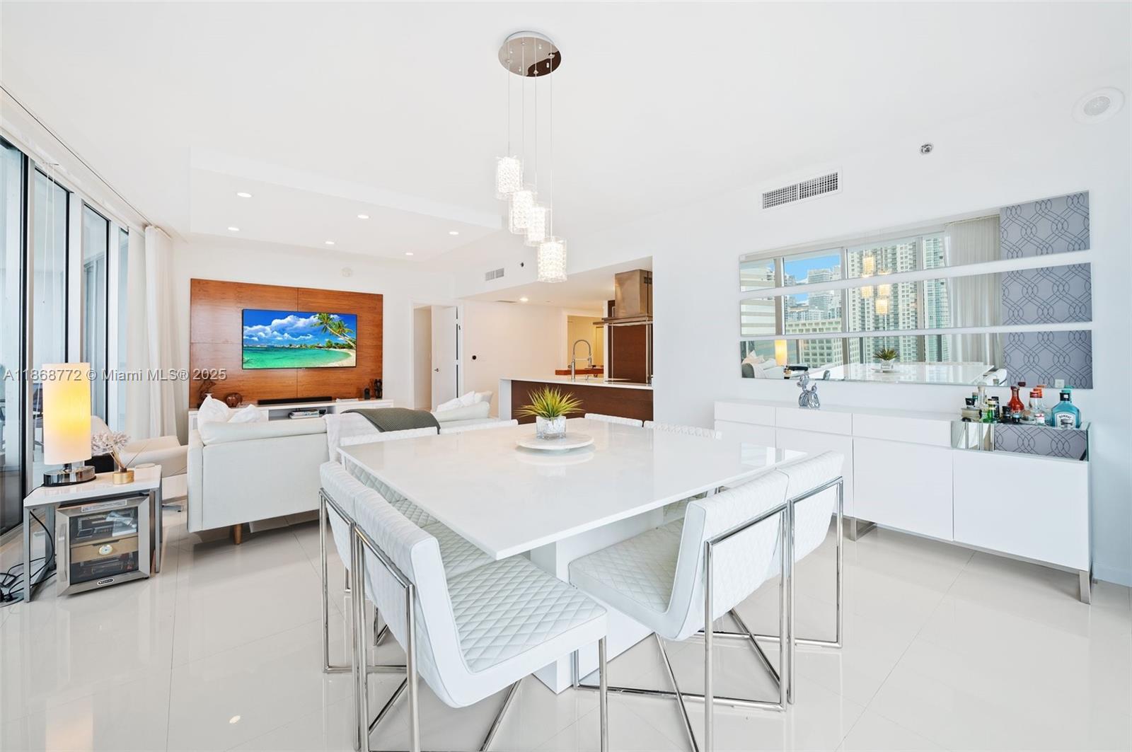 495 Brickell Ave # 3301