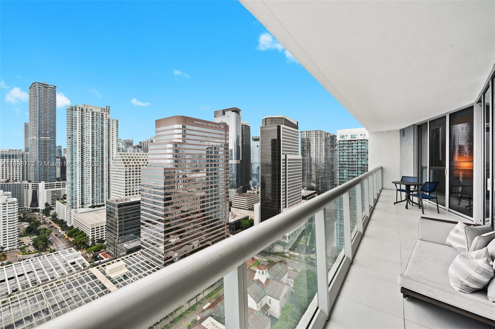 495 Brickell Ave # 3301
