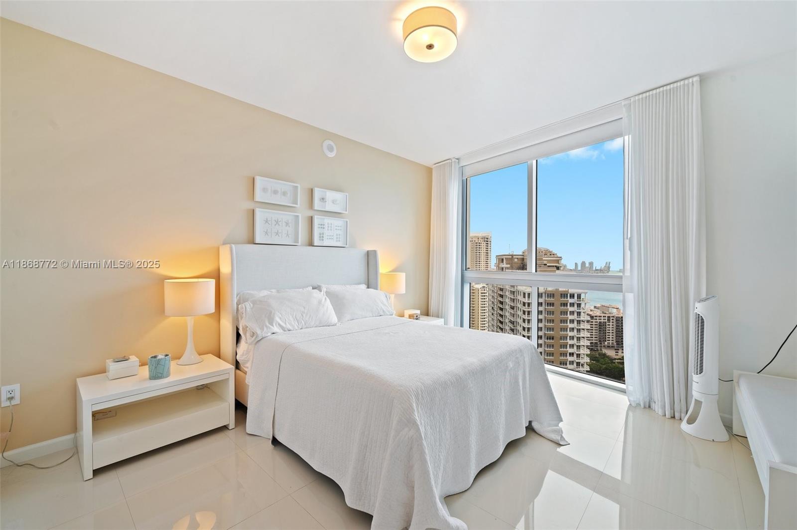 495 Brickell Ave # 3301