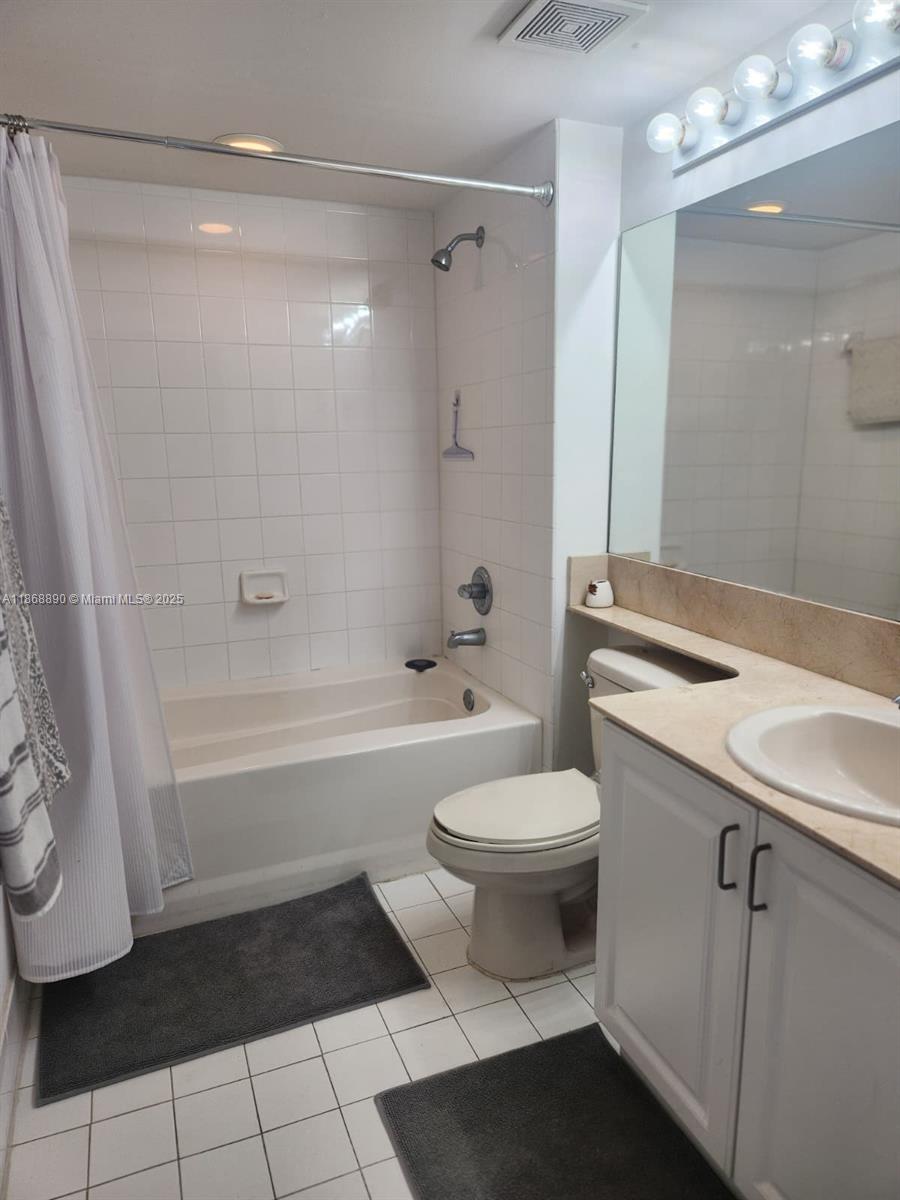 1155 Brickell Bay Dr # 1807