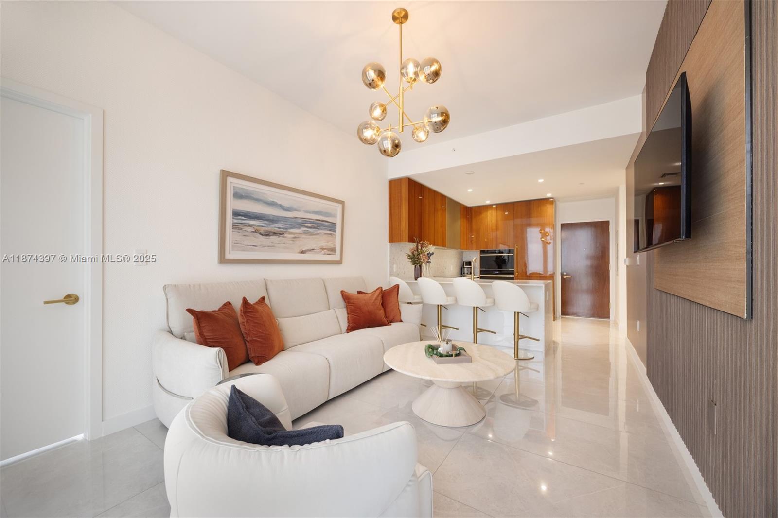 2678 Tigertail Ave # 1805