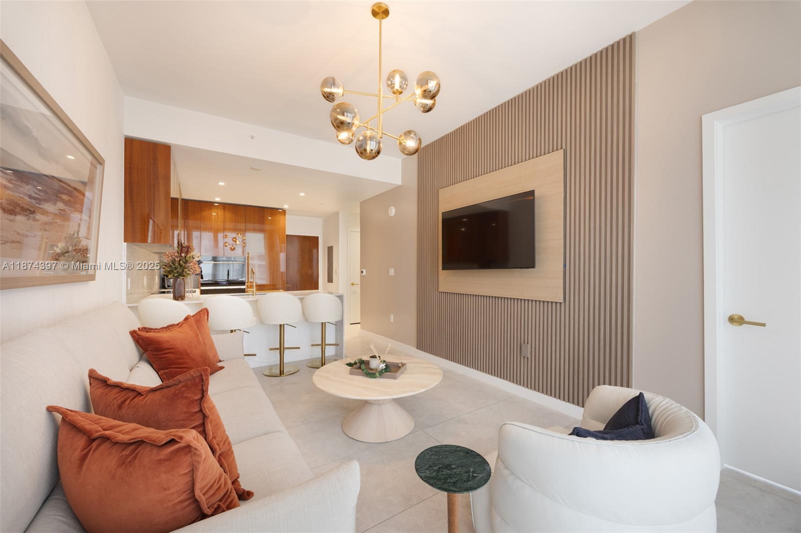 2678 Tigertail Ave # 1805