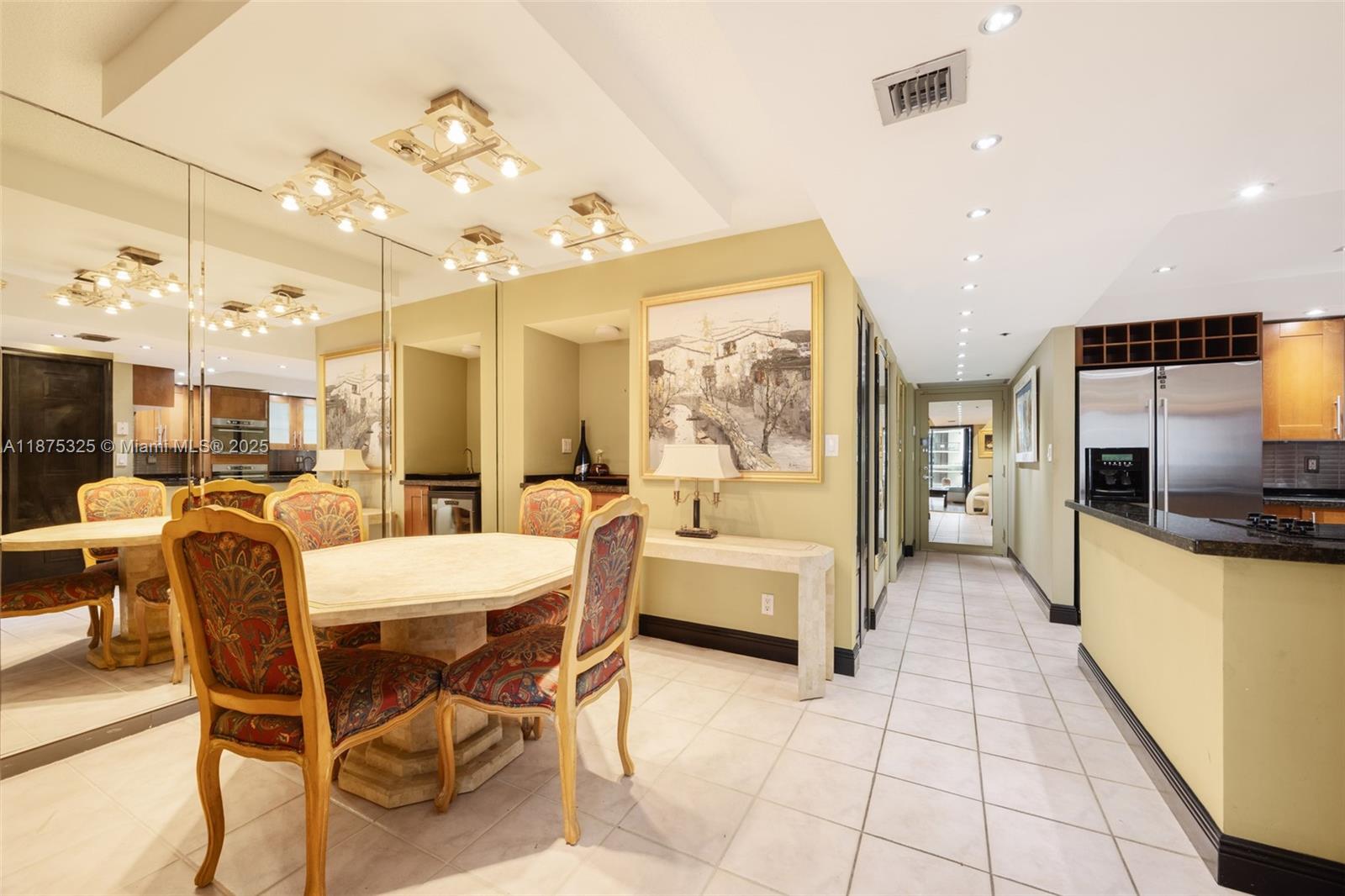 1717 N Bayshore Dr # 3042 Unit: A-3042