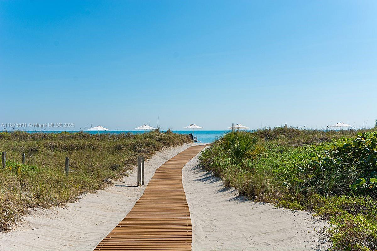 200 Ocean Lane Dr # 703