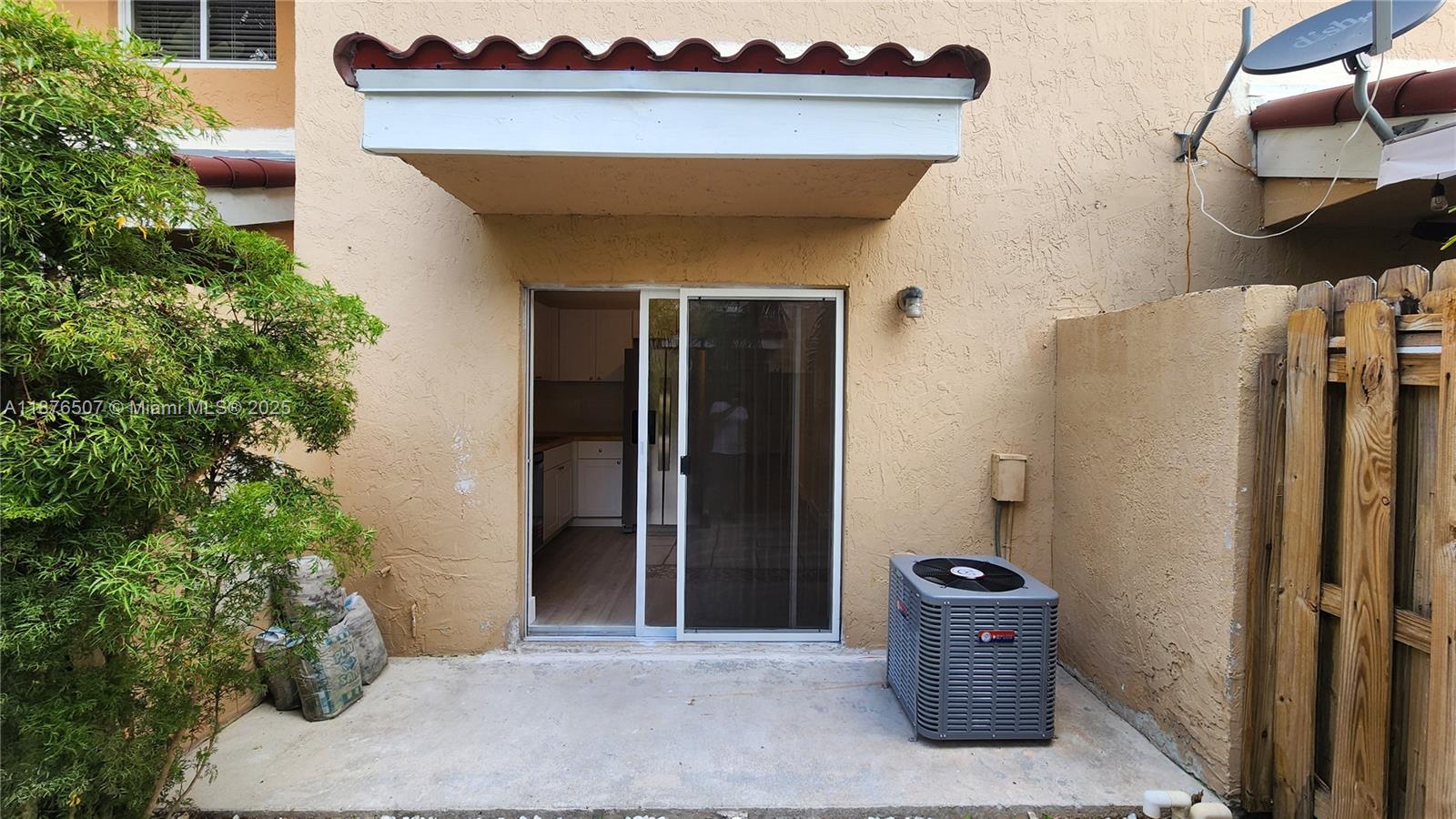 8252 NW 6th Ter # 238