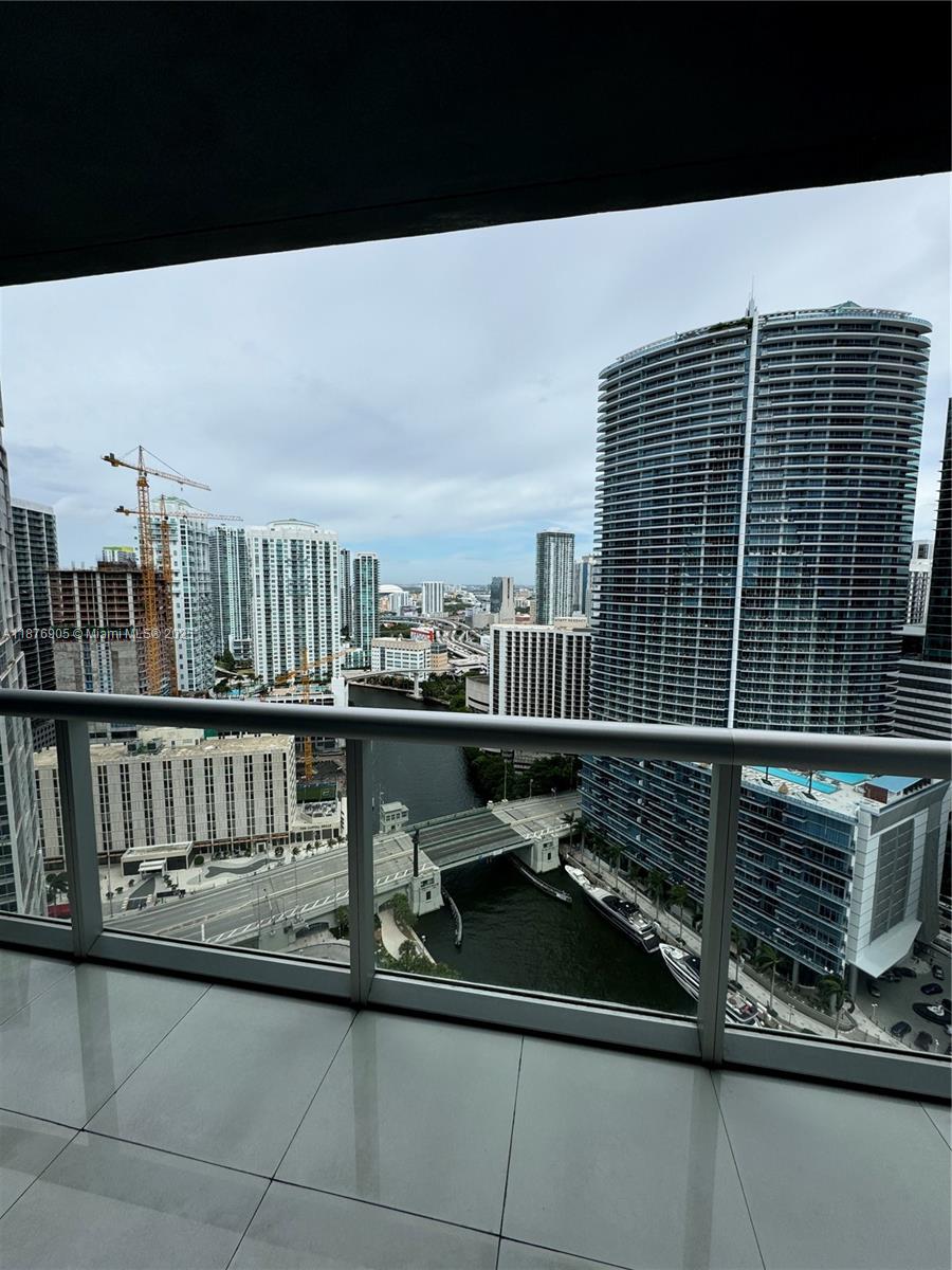 465 Brickell Ave # 3104