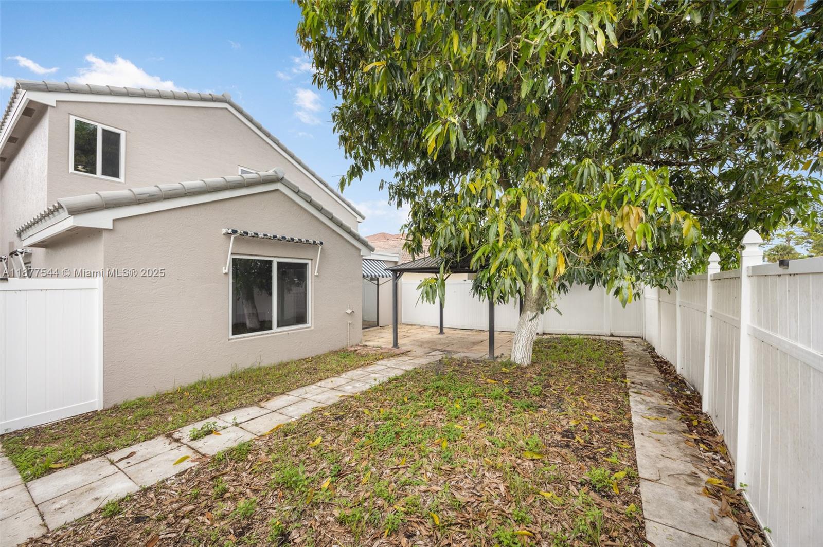 8317 Bermuda Sound Way