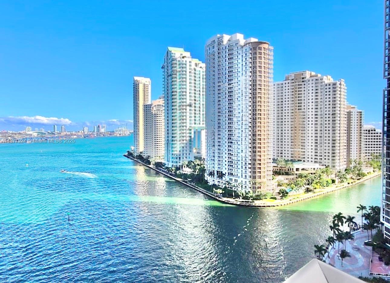 200 Biscayne Boulevard Way # 3801