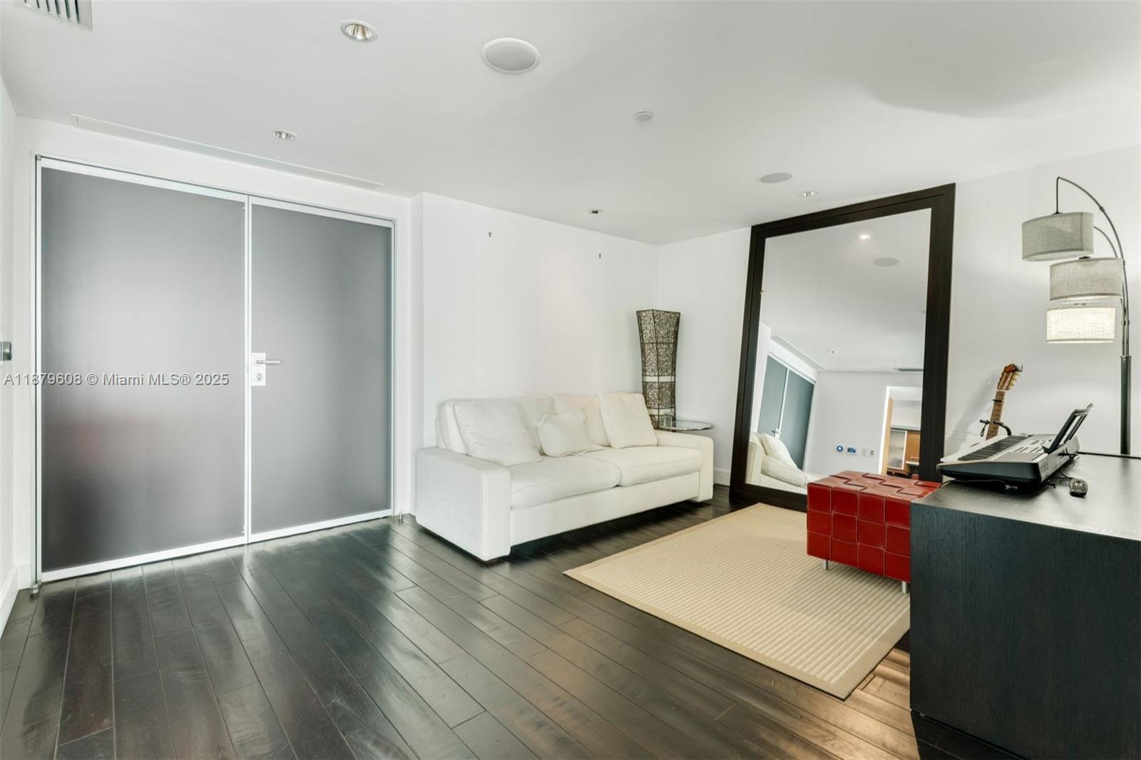 1331 Brickell Bay Dr # 3903