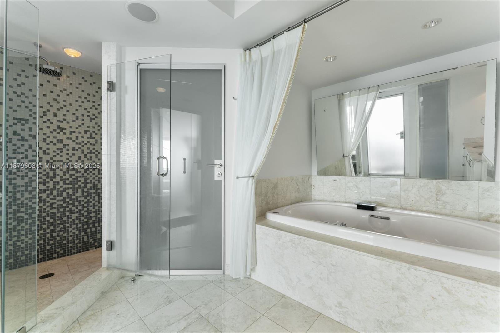 1331 Brickell Bay Dr # 3903