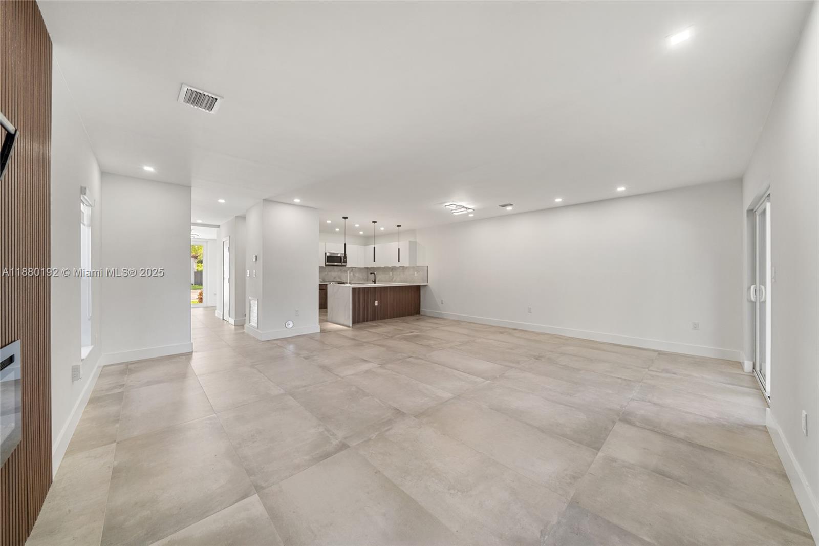 3431 SW 16th Ter # 3431