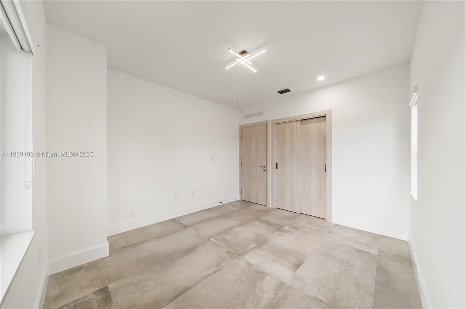 3431 SW 16th Ter # 3431