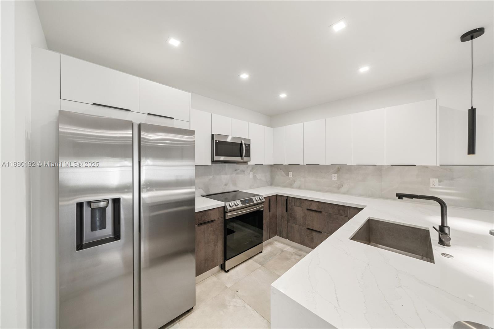 3431 SW 16th Ter # 3431