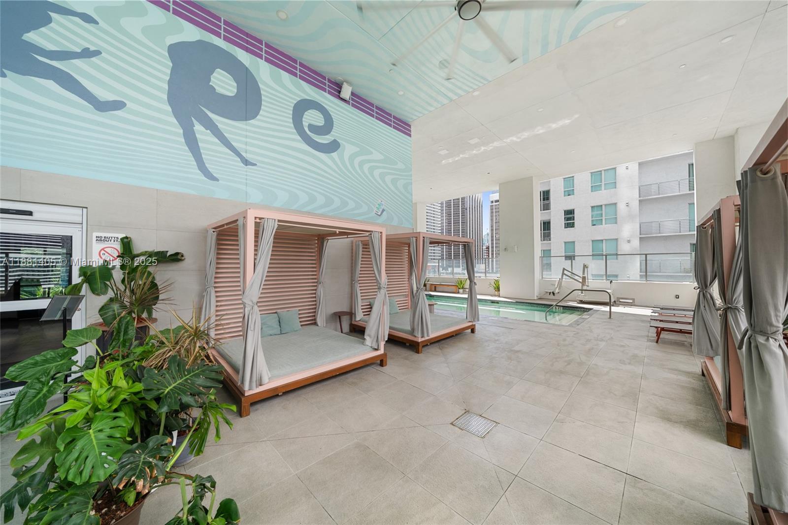 227 NE 2nd St # 1911