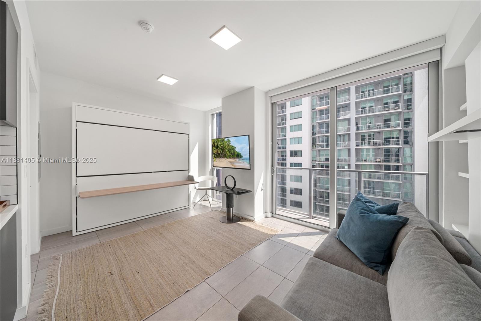 227 NE 2nd St # 1911