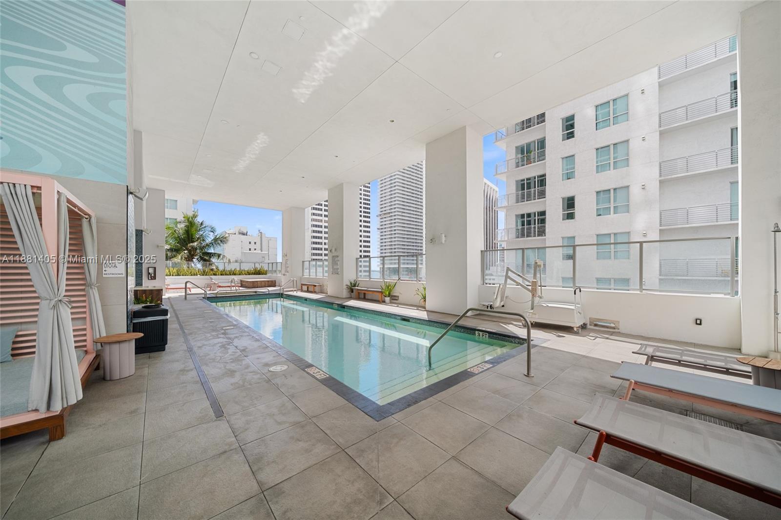 227 NE 2nd St # 1911