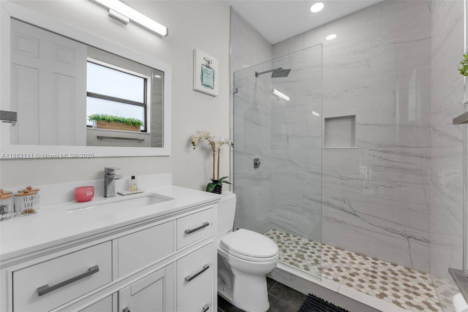 9805 NW 89th Ter # 0