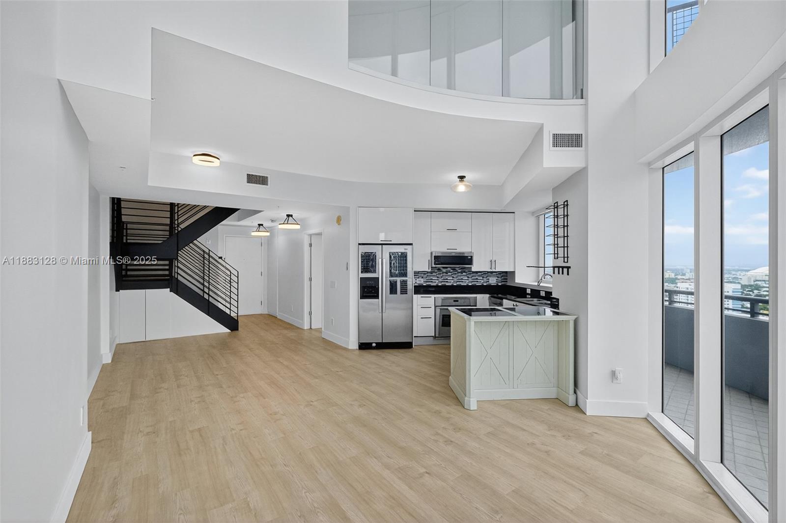 60 SW 13th St # 3026