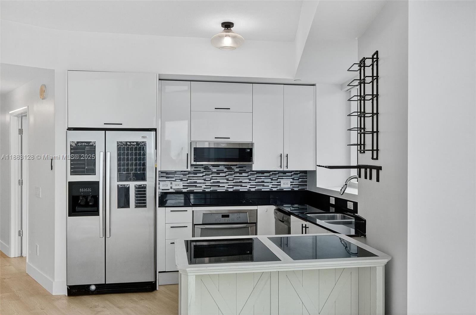 60 SW 13th St # 3026