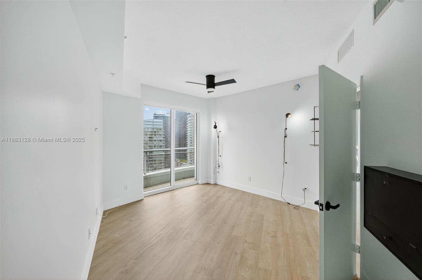 60 SW 13th St # 3026