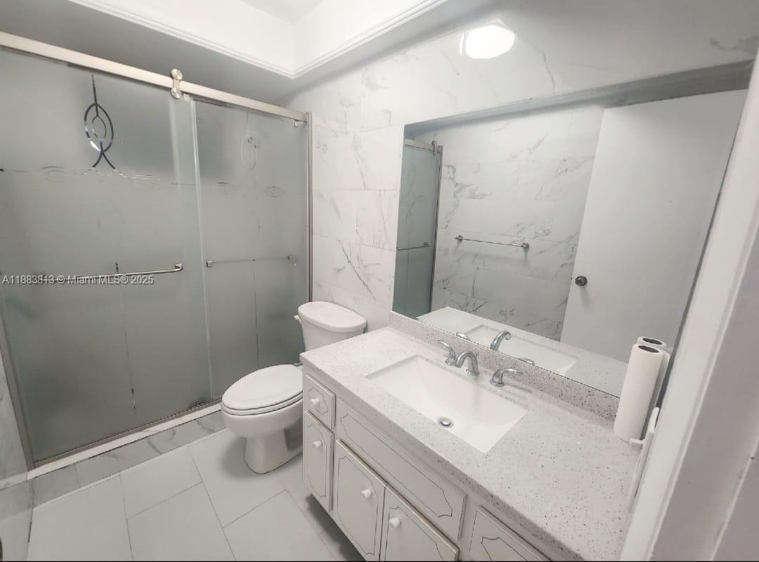 11960 NE 19th Dr # 10