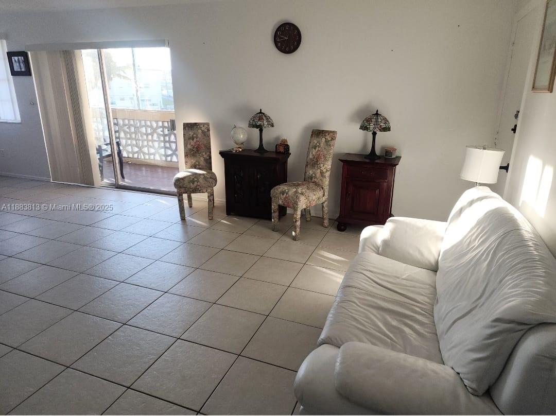 11960 NE 19th Dr # 10