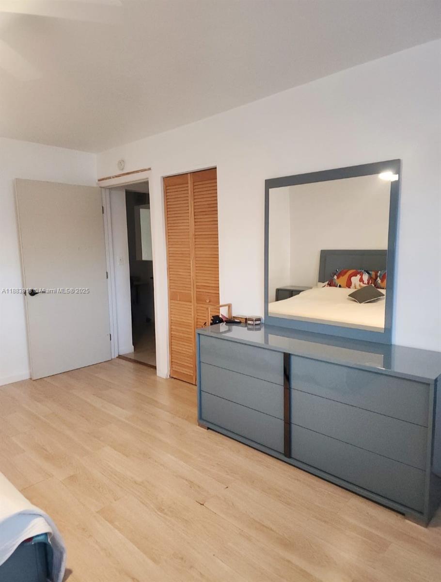 11960 NE 19th Dr # 10