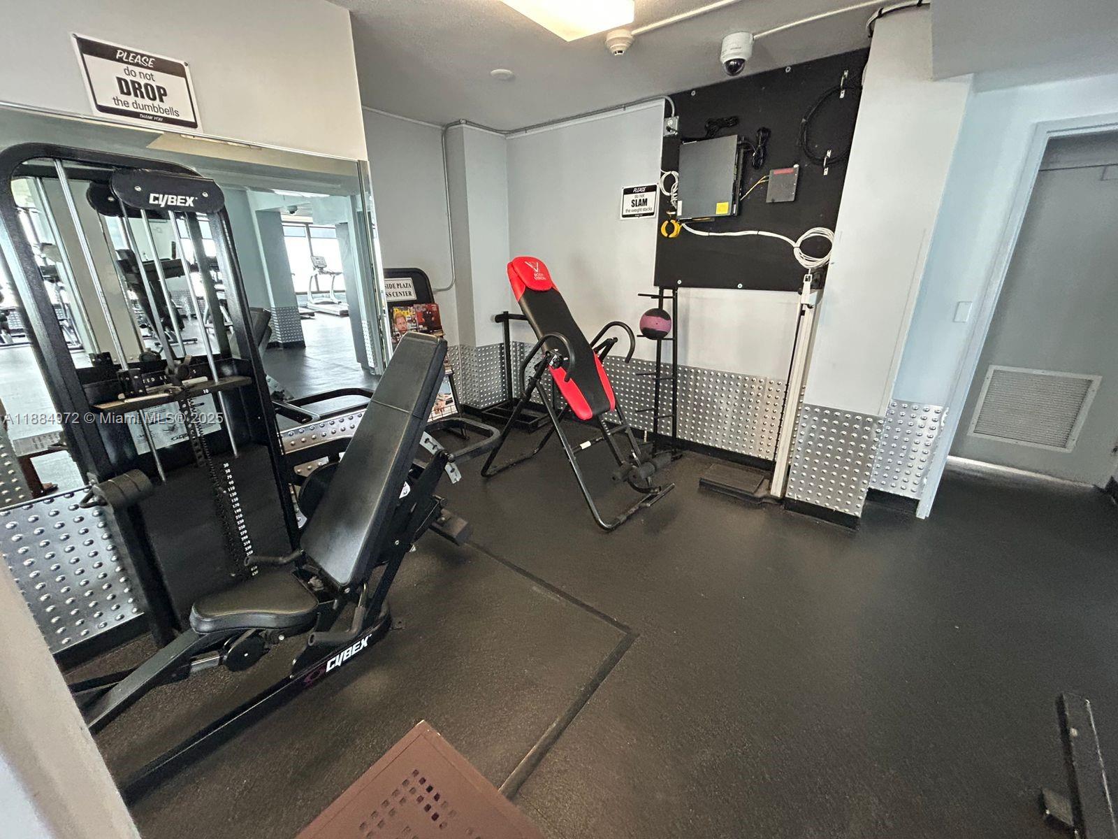 5555 Collins Ave # 6H