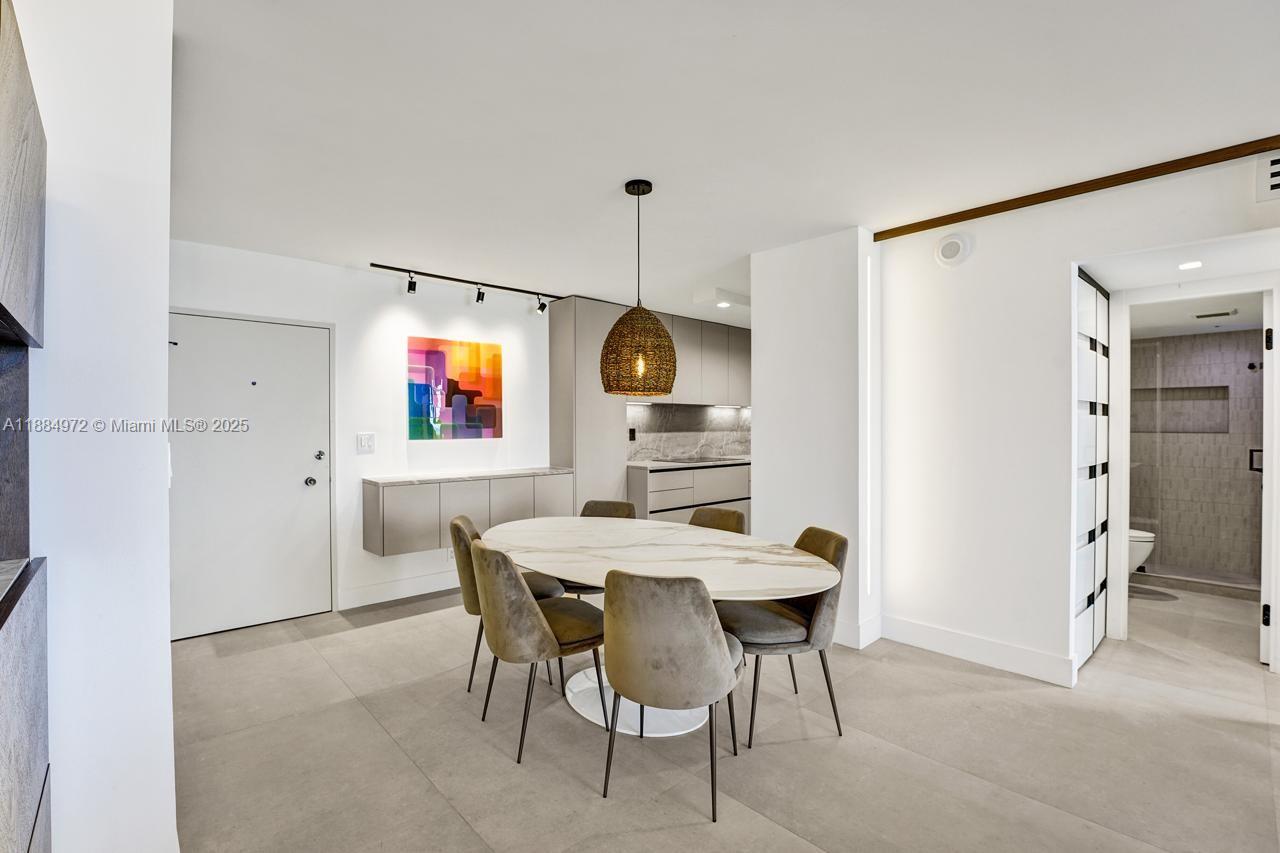 5555 Collins Ave # 6H