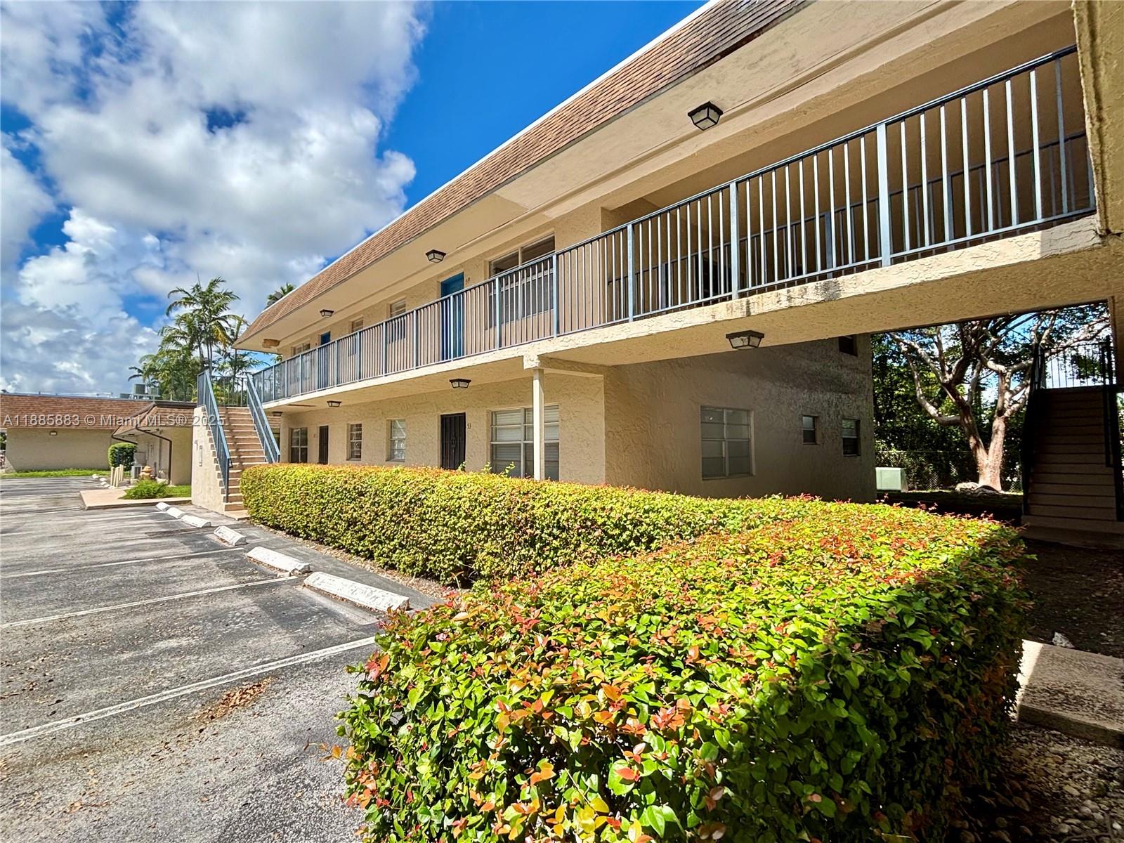 15391 S S Dixie Hwy # 52