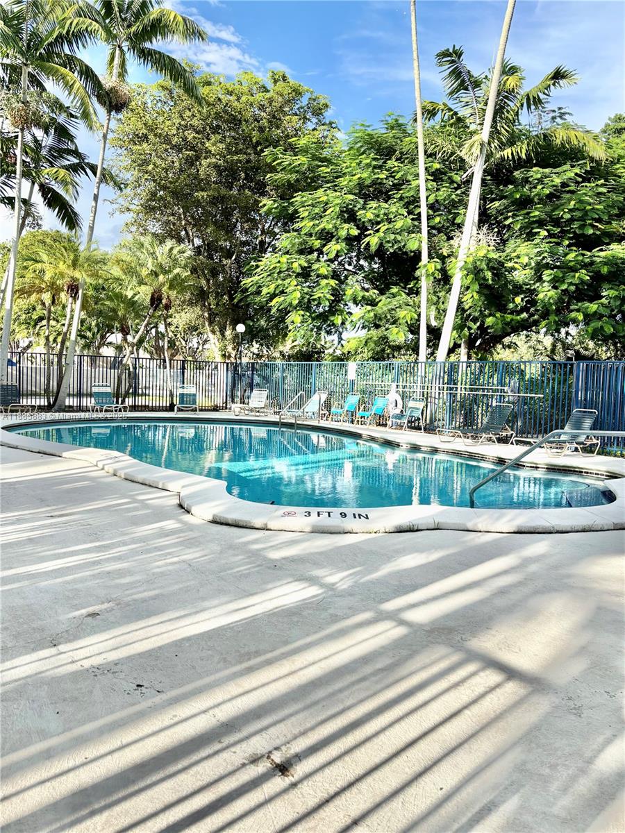 15391 S S Dixie Hwy # 52