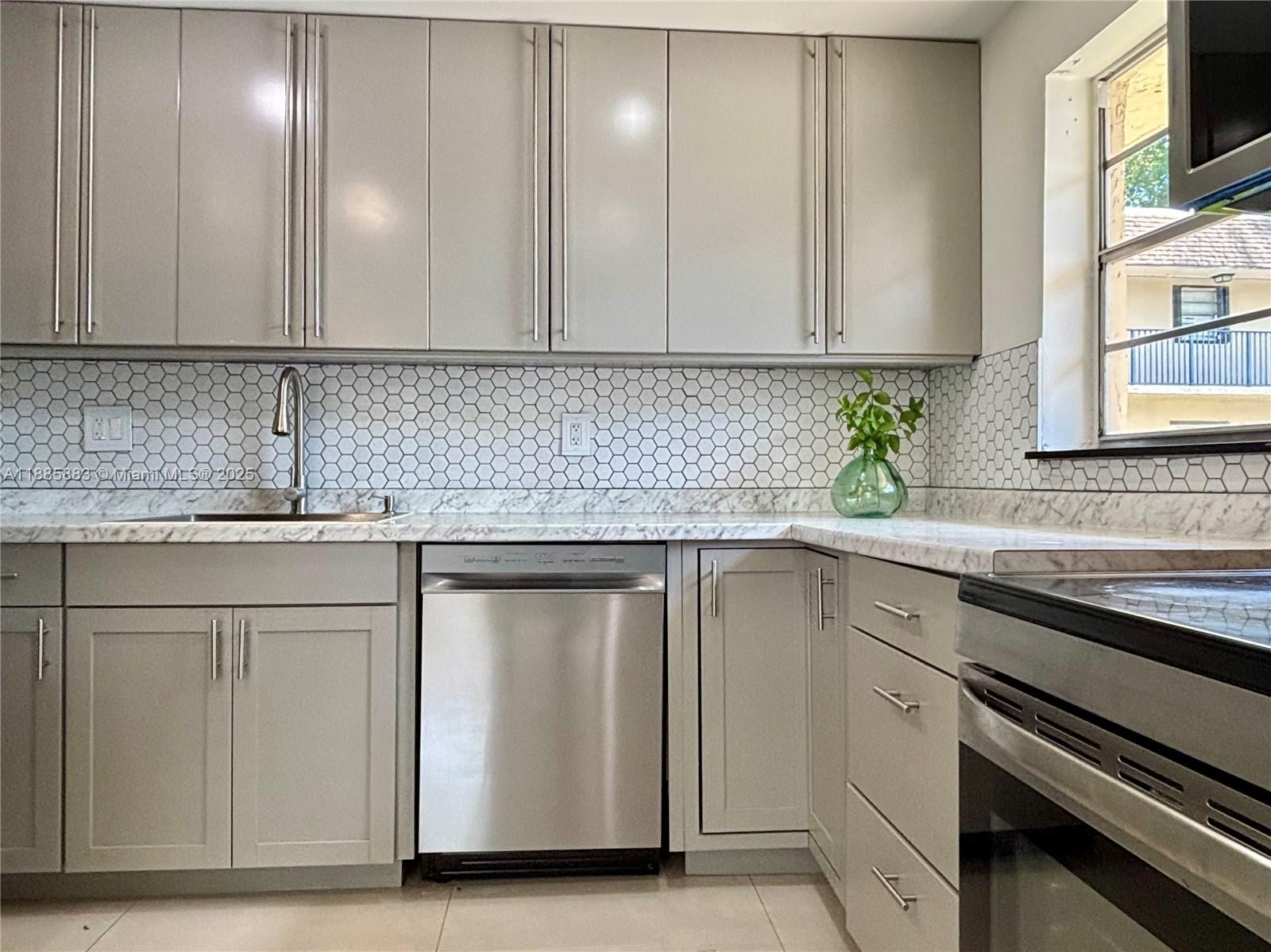 15391 S S Dixie Hwy # 52