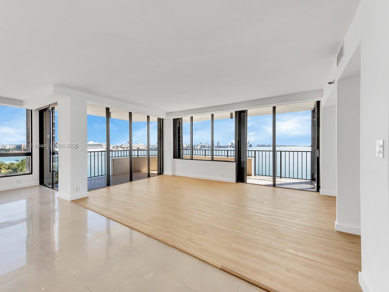 520 Brickell Key Dr # A806