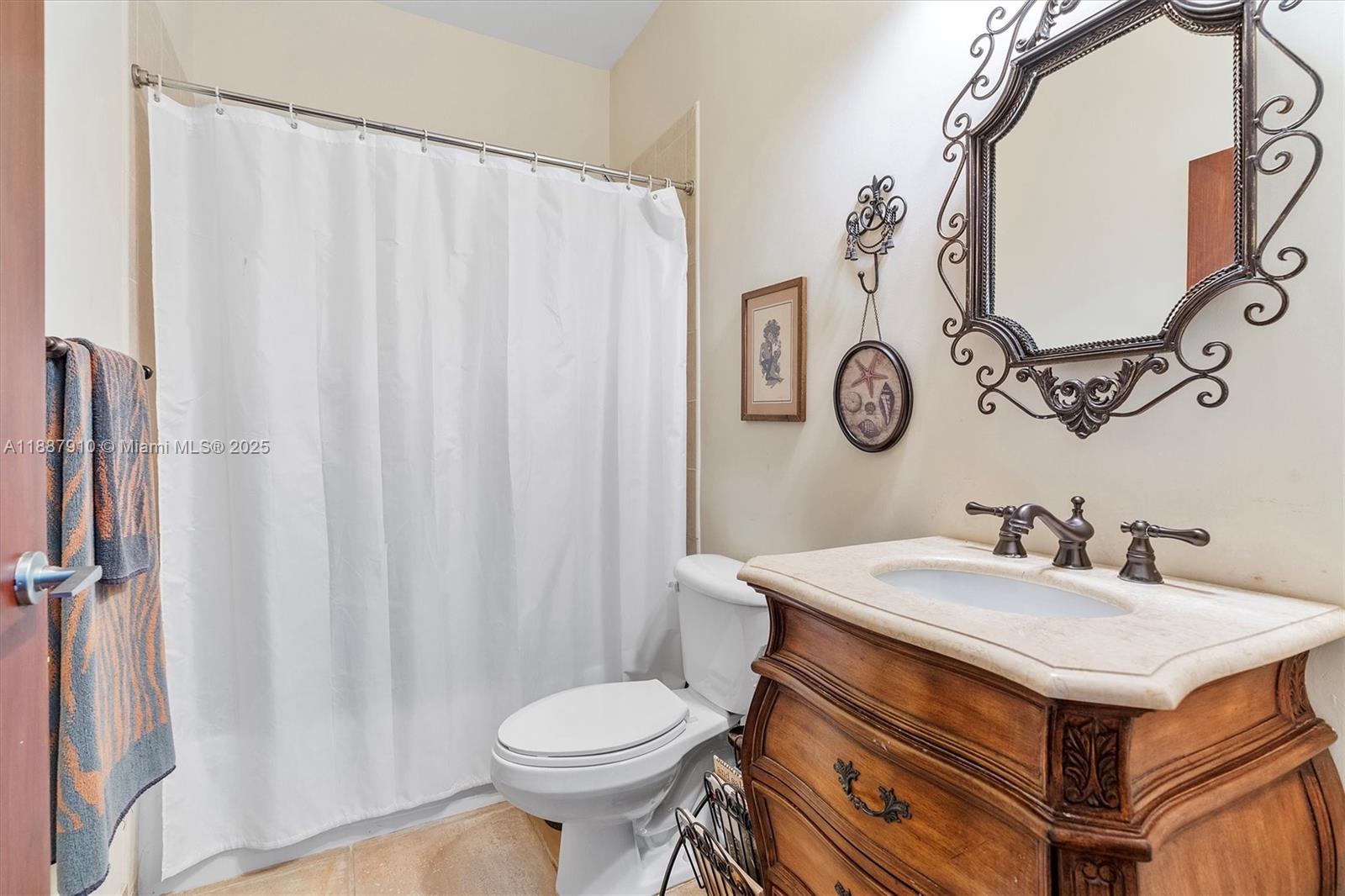 3340 NE 190th St # 1808