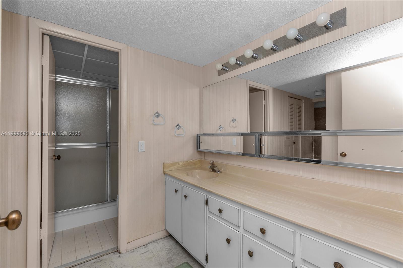 8277 SW 128th St # 108