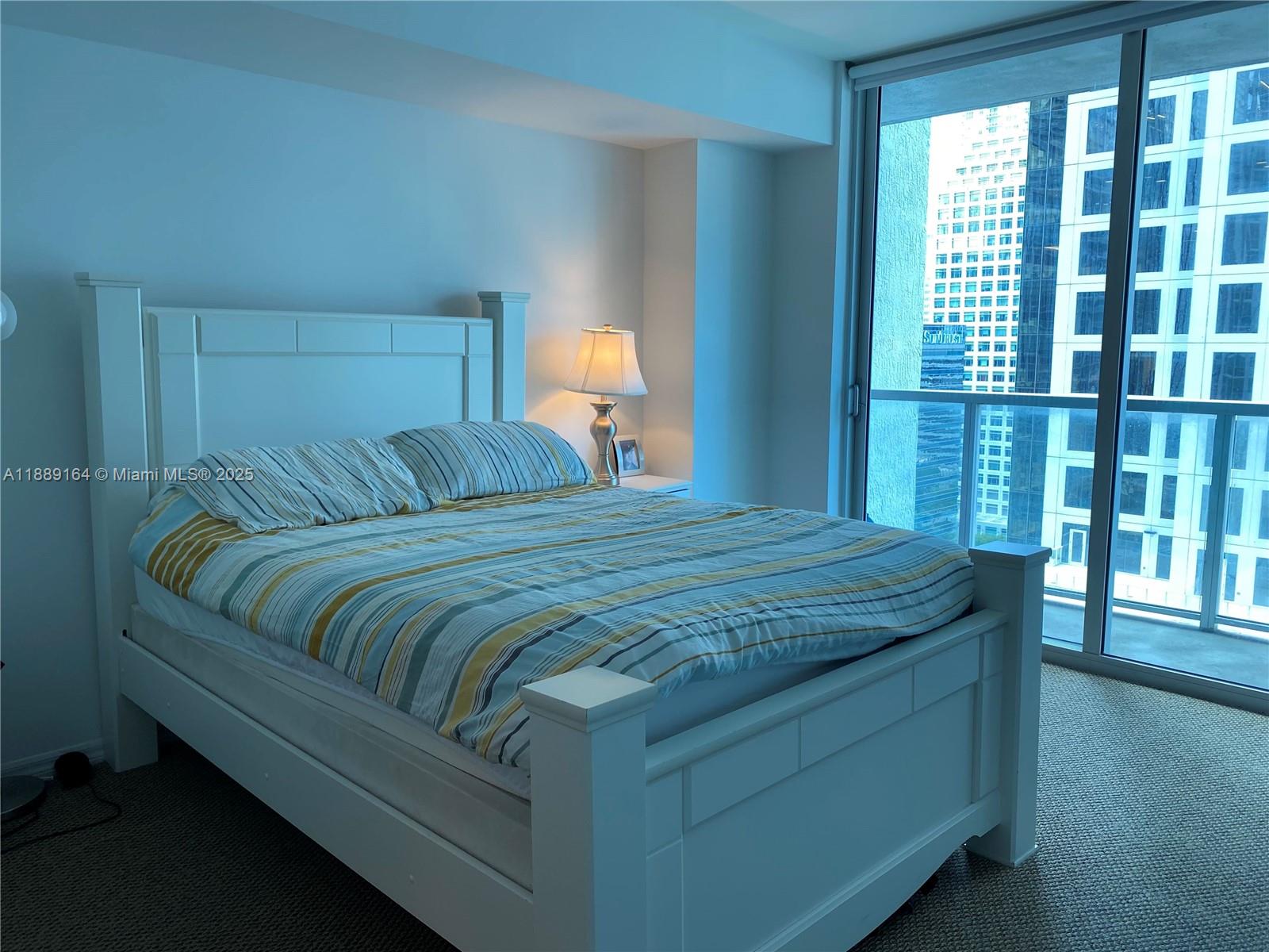 500 Brickell Ave # 1908