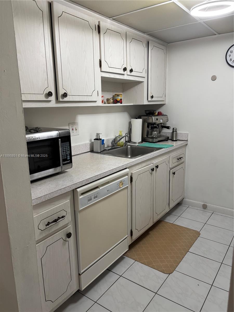 14501 N Kendall Dr # 207H