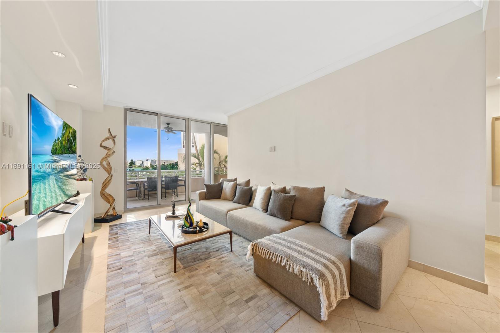 848 Brickell Key Dr # 201, Miami Unit: 201